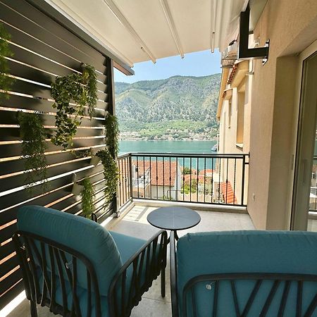 Point Of View Apartment Kotor Exterior photo